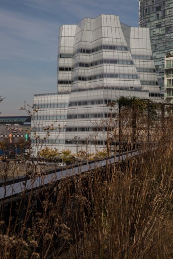 Frank Gehry designed IAC headquarters (completed 2007) © J. Ashley Nixon