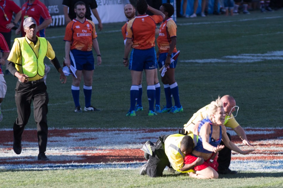 Rugby World Series 2015: Fiji 35 vs New Zealand 19